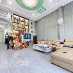 Nhà mê,mới,4,5*17,5m nở hậu,khu đường a,gần phạm ngũ lão