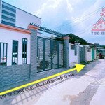 Bán nhà 105m2 3 phòng ngủ thổ cư sổ riêng hẻm ce hơi thông giá rẻ