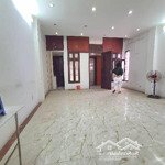 Bán nhà mặt phố đội cấn - ba đình siêu víp, 81m2, mặt tiền 5,6m giá 30 tỷ