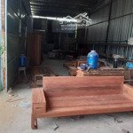 Cho thuê 3 kho liền nhau khu kho bãi kênh 19/5- lê trọng tấn códiện tích450m2