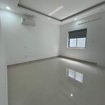 Cho thuê nhà 3 lầu kdc đại phúc, tây bắc, giá rẻ 18 triệu/ tháng