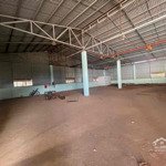 Cho thuê kho 800 m2 chưa hàng thuộc ccn tân an bmt