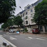 Chính chủ cho thuê shophouse mipec kiến hưng, 5 tầng 300m2 sàn. 18 triệu/th. liên hệ: 0902225532