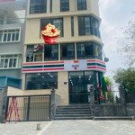 Cho thuê tầng 2: 9x15m làm văn phòng, công ty, kinh doanh, giá 30tr/tháng, lh tuấn 0939386552