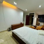 Studio 1pn full nt cửa sổ trời mát gần ngay sân bay