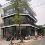 Cho thuê nhà 2mặt tiềncao đức lân phù hợp vp showroom, nhà hàng. 160m 2.60 triệu/tháng