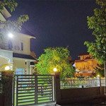 Chủ cần tiền, bán gấp biệt thự cao cấp view hồ 25 tỷ khu biệt thự western land, bến cát, bình dương