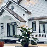 Cho thuê hoặc bán villa 6 phòng gần chợ đêm đà lạt -thuê 25 tr/tháng