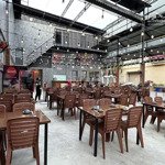 Cho thuê mặt bằng - 400m2 nhà hàng đang có sẵn ở tt q7 gần lotte mart