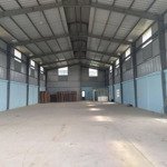Cho thuê kho xưởng 1200m2 ngoài kcn tại xã tân nhựt, huyện bình chánh