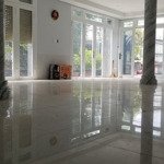 Cho thuê nnc góc 2 mặt tiền mới xây (600m2) tại chợ đầu mối thủ đức