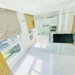 Căn 1 Phòng Ngủ Full Nt, Ngay Vòng Xoay Dân Chủ, Gần Vạn Hạnh Mall Q10