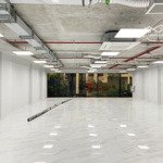Cho thuê văn phòng tòa nhà nguyễn chí thanh mới 100% 200m2/ sàn