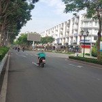 Cho thuê mtkd 20tr - nguyễn thị nhung - vạn phúc,thang máy, ***