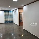 Cần bán nhanh căn hộ 73m2 chung cư hoàng anh thanh bình, giá bán 2,6 tỷ bao hết