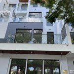 Chính chủ gởi bán nhà phố shophouse mặt chính đường nguyễn sinh sắc