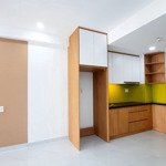 Bán căn hộ saigon south residence 2 phòng ngủ 3tỷ 450 triệu