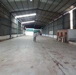 Cho thuê kho 900m2 đường phạm hữu lầu, chủ quyền tư nhân - lâu dài