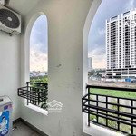 Duplex to trong toà biệt thự lớn q8_bancol thoáng_máy giặt riêng