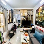 Cần bán nhà đường lê đại hành, p6, quận 11 giá bán 2ty1/48m2. sổ riêng, liên hệ: 0931335132