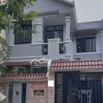 Cho thuê biệt thự nguyên căn 1 trệt, 1 lầu kdc ấp 5 xã phong phú, giá 18tr/th lh 0904936779