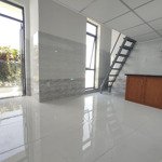 Cho thuê phòng trọ 32m2 duplex ban công gần kcn tân bình