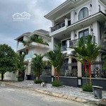 Cần bán villa biệt thự đơn lập 4 mặt gần sông sài gòn 16x15 ,4t mới ,26.8 tỷ