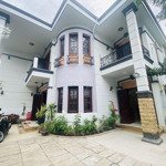 Cho thuê villa sân vườn rộng, khu trân não, phường an khánh, quận 2