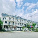 Bán nhà lakeview city, 5x20m full nội thất 14 tỷ, view hồ giá 17tỷ, shophouse song hành 21 tỷ