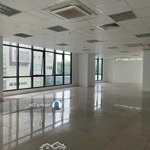 Chính chủ cho thuê vp tại đội cấn, ba đình, dt 80 ~150m2 giá chỉ từ 18tr. tòa mới, view kính.