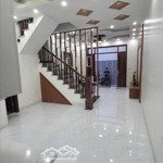 Bán nhà ngõ 35 trần thái tông 40m2, 6 tỷ