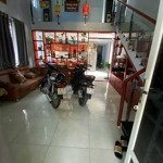 Bán nhà riêng 500m2 diện tích đất