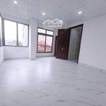 Chính chủ cần cho thuê nhà số 51b ngõ 69b/45 hoàng văn thái hoàng văn thái thanh xuân 40m2 x 7 tầng