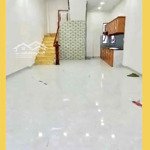 Nhà mới gần chợ nguyễn sơn_5x13m_đuca 2.5 tấm 2pn+ sân thượng