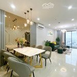 Cho thuê căn hộ 3 phòng ngủ 129m2, giá bán 25 triệu. chung cư sky center, phổ quang, tân bình. liên hệ: 0377269969