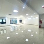 Bán tòa building nguy nga-mặt phố phan văn trường - mặt tiền rộng dt: 109m2, mt 9,9m, giá: 69,99 tỷ