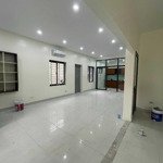 Cho thuê nhà ngô gia tự, long biên. dt 80m2 x 2t giá 16tr