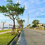 Bán lô đất 250m2 đường bùi tá hán - nam việt á , sát sông, cách sông 50met.