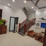 Cho thuê nhà riêng 5 tầng 35m2 tại hoa lâm, đức giang, long biên giá: 8.5 tr/th liên hệ: 0946204597