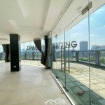 Cầu giấy, mb sân thượng 200m - rất hợp làm cafe, yoga, studio...