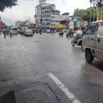 Cho thuê nhà phân lô công an huyện thanh trì 100m2x2 tầng thông sàn, vỉa hèmặt tiền5m giá bán 18 triệu