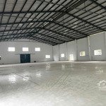 Cho thuê kho xưởng đẹp. diện tích 4.000m2, nhà xưởng 2.000m2. gần vòng xoay an lạc, bình chánh