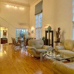 Villa khu fidecothảo điền 5 phòng ngủ giá 3800$/ tháng