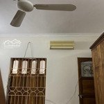 Nhà riêng, ngõ nông, đủ đồ, vp, lớp học gd ở, 40m2x4t, 3 phòng ngủ sân để xe, đại la - hai bà trưng