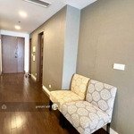 Cho thuê căn hộ dt 120m, 03 pn tòa sông hồng park view 165 thái hà - đống đa giá chỉ 14tr/tháng