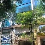 Bán căn building mặt phố bưởi, ba đình, dt 80m2 x 9 tầng, mặt tiền 6.7m, thuê 2 tỷ/ năm.