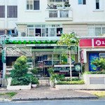 Cho thuê shop cảnh viên ngay midtown phú mỹ hưng, quận 7 90m2 giá rẻ