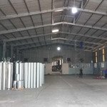 Cần cho thuê kho xưởng 1650m2 gần kcn vsip 2 tân uyên bình dương có văn phòng đầy đủ yêu cầu