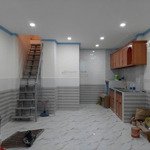 Cho thuê nhà hẻm ung văn khiêm,bt 24m2, 2 phòng ngủfull nội thất, 8, 5 triệu/th