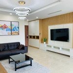 Chính chủ cho thuê m3-m4 nguyễn chí thanh, 130m2, 3pn, 2wc, full. 18tr. lh: 0899.511.866